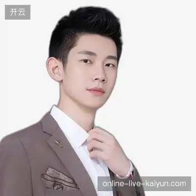 杨明